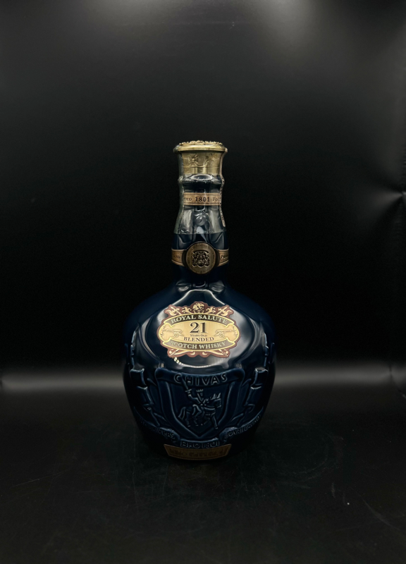 Chivas Regal Royal Salute 21 Year Old - Sapphire Flagon