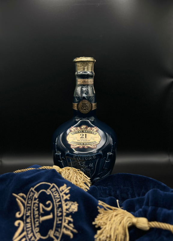 Chivas Regal Royal Salute 21 Year Old - Sapphire Flagon | WHISKY BOUTIQUE